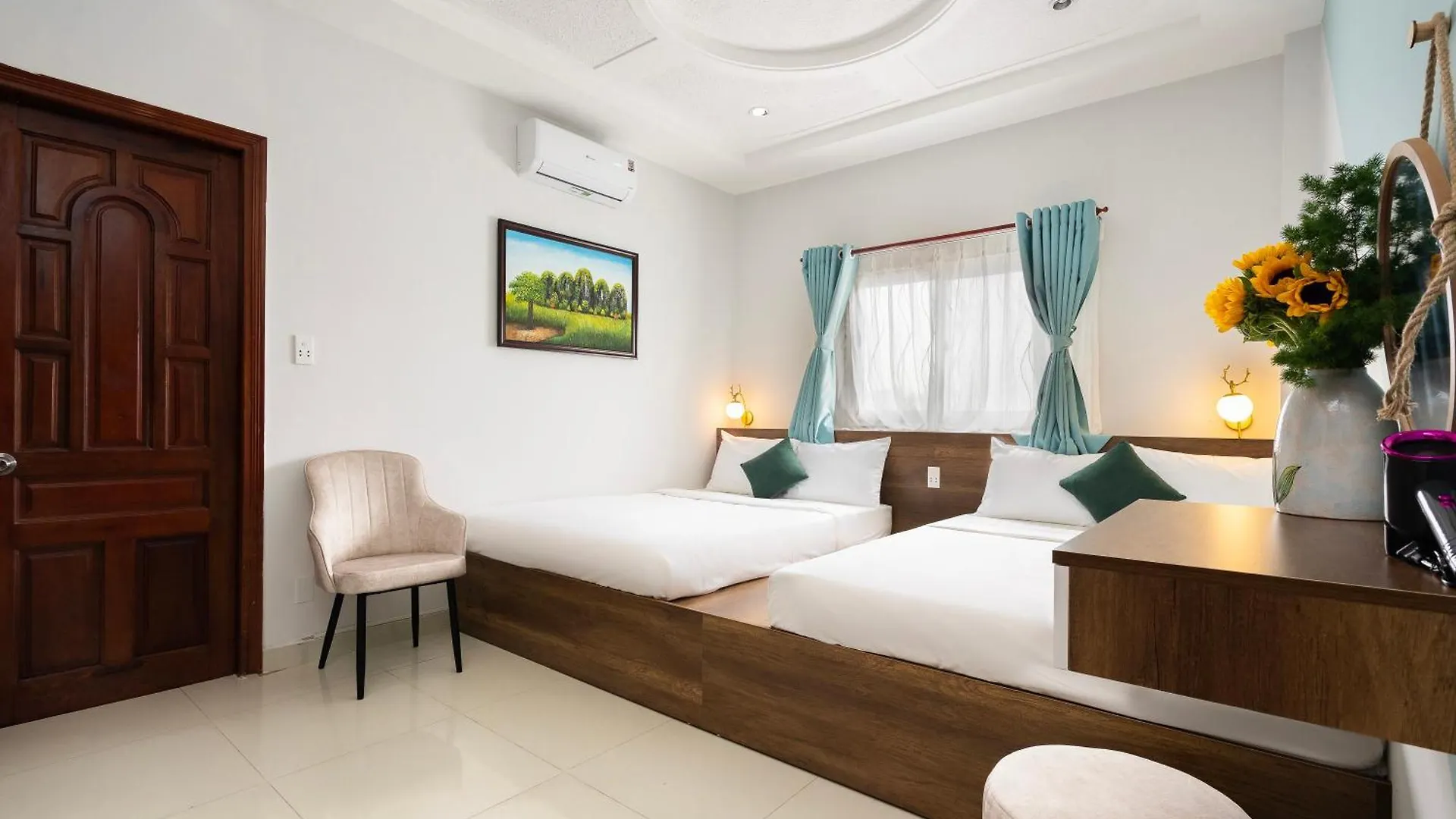 Vivianne Boutique Hotel Хошимин 2*,